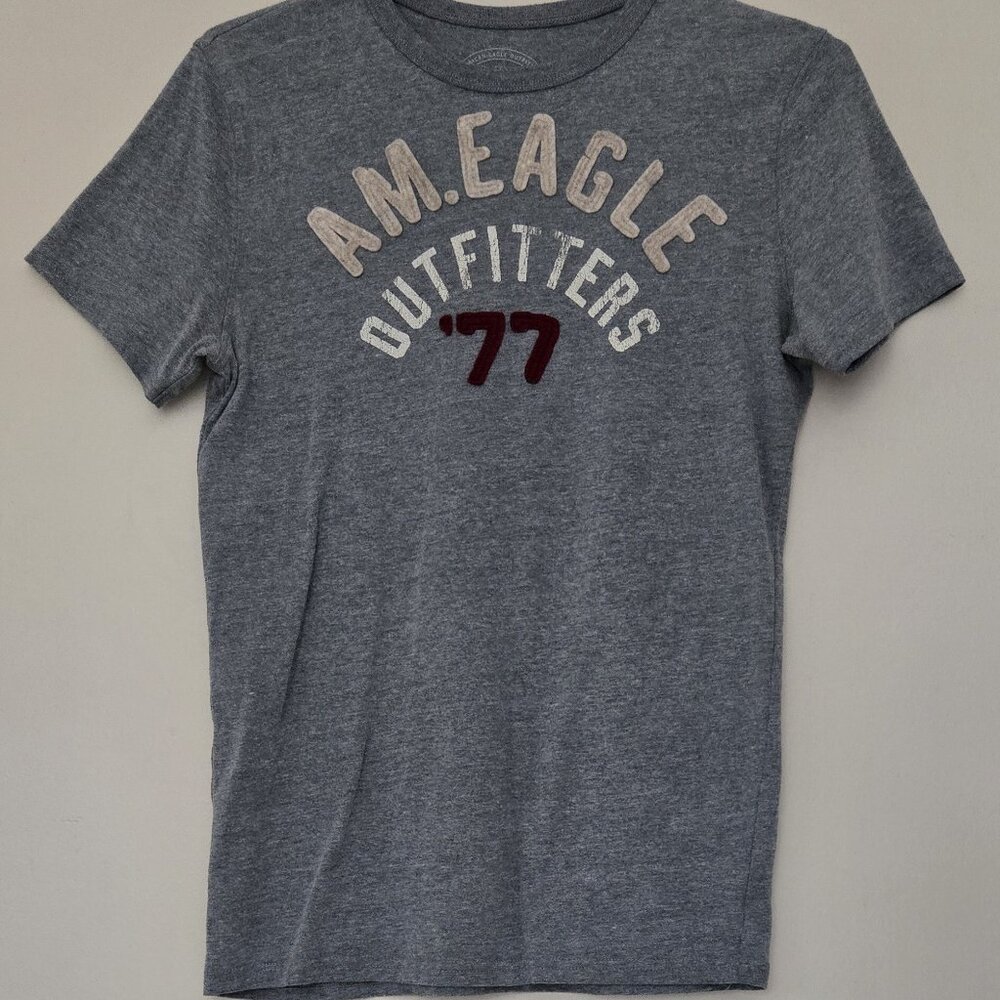 American Eagle T-shirt